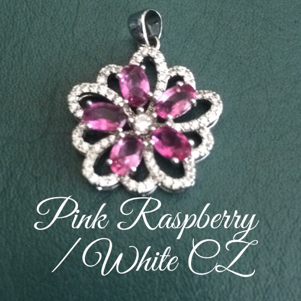🆕Pink Raspberry White CZ Pendant⭐️